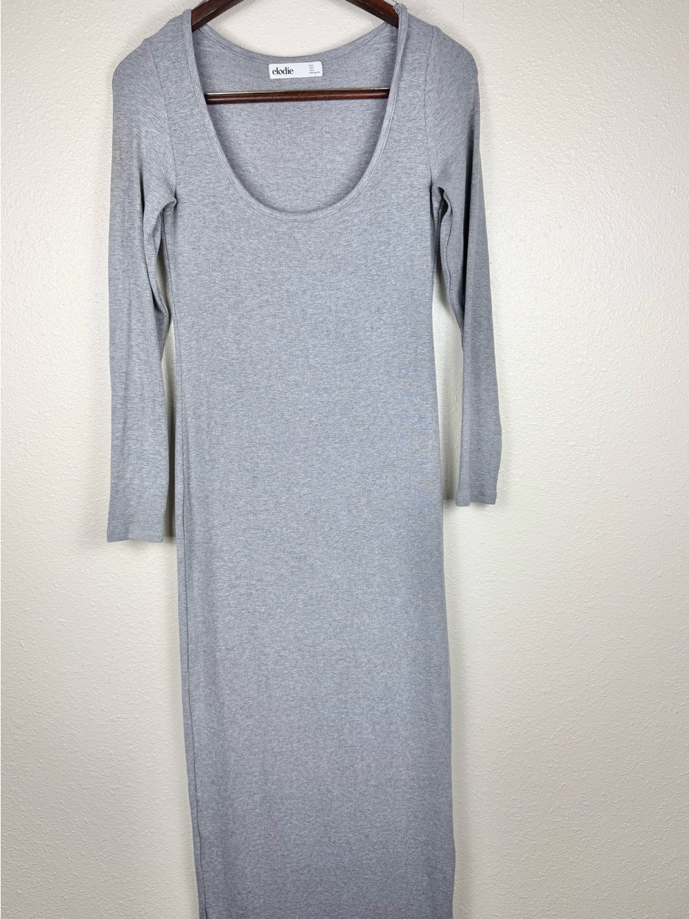 Elodie Long Sleeve Bodycon Scoop Neck Maxi Dress in Gray Soft & Flowy Size M